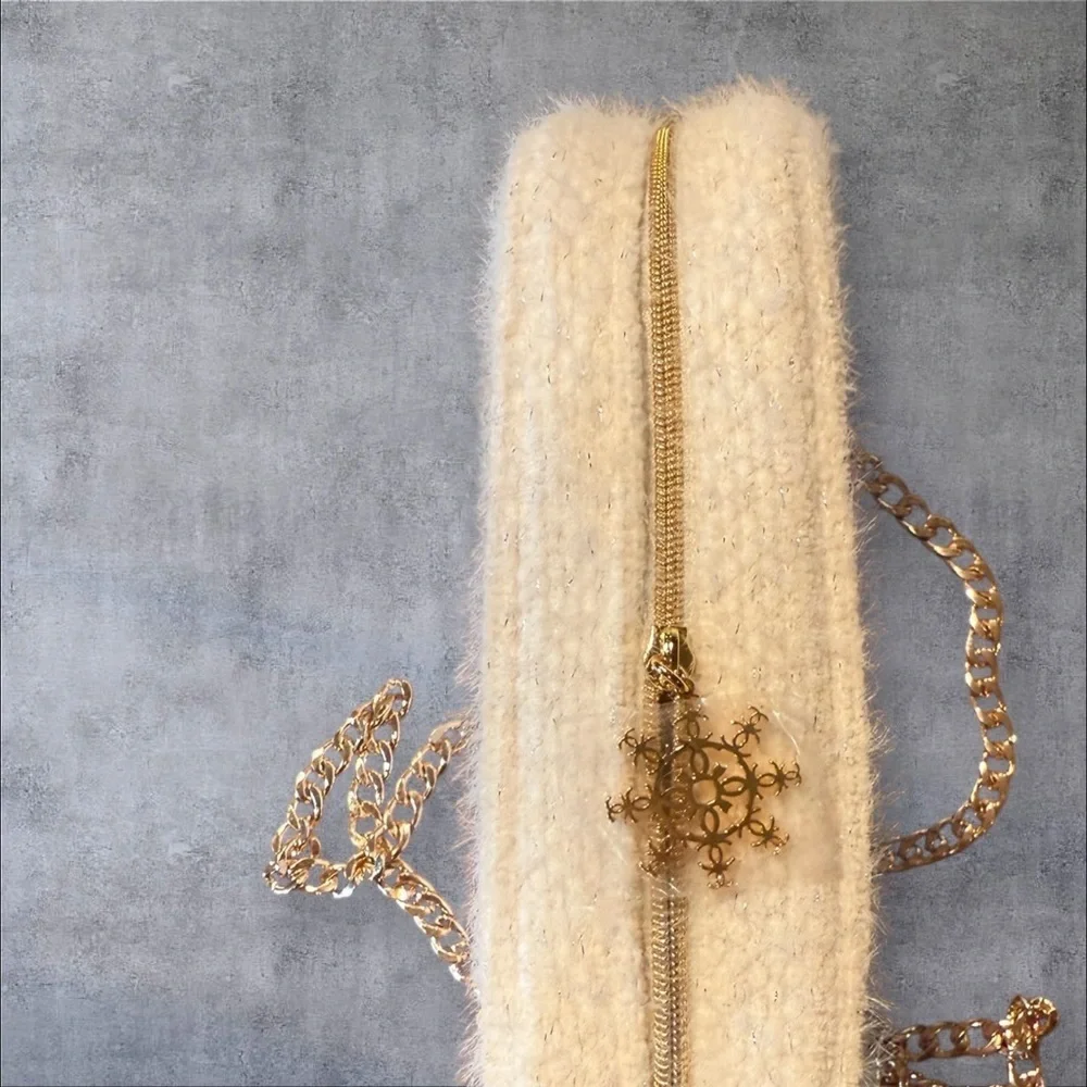 CHANEL Cream Cosmetic Bag with Gold Chain